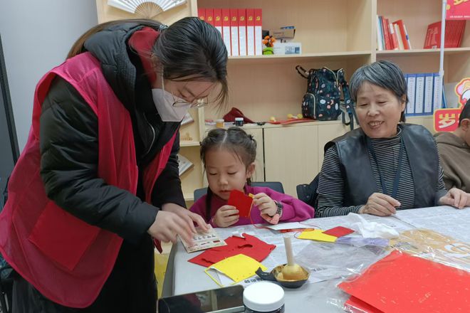 ！西青区赤龙南街道开展丰富多彩的寒假儿童关爱服务活动PG电子麻将胡了2模拟器基层之声丨快乐瞬间 情暖冬日(图14)